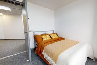 iQ Stephenson House Student Halls, Stoddart Street, City Centre, Newcastle, NE2 1AW - Image 2